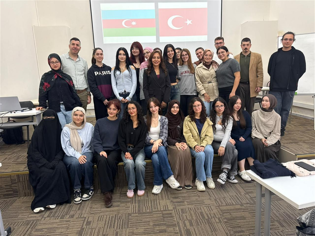 ADU müəllimi Türkiyədə akademik seminarlar keçirib
