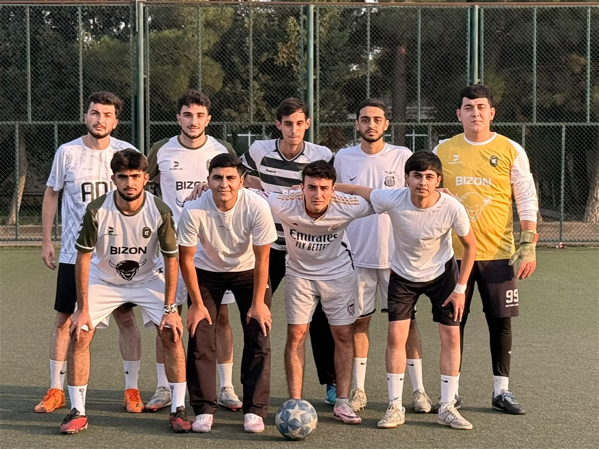ADU tələbələri arasında futbol yarışı keçirilib