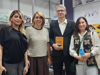 ADU əməkdaşları rusiyalı yazıçıların kitablarının təqdimatında iştirak ediblər