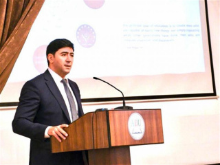 80 illik Elm və Təhsil salnaməsi: Azərbaycan Dillər Universiteti