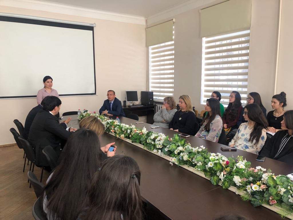 Azerbaijanis at Azerbaijan University of Languages Round-Table Dedicated to the 31st March – the Day of Genocide of