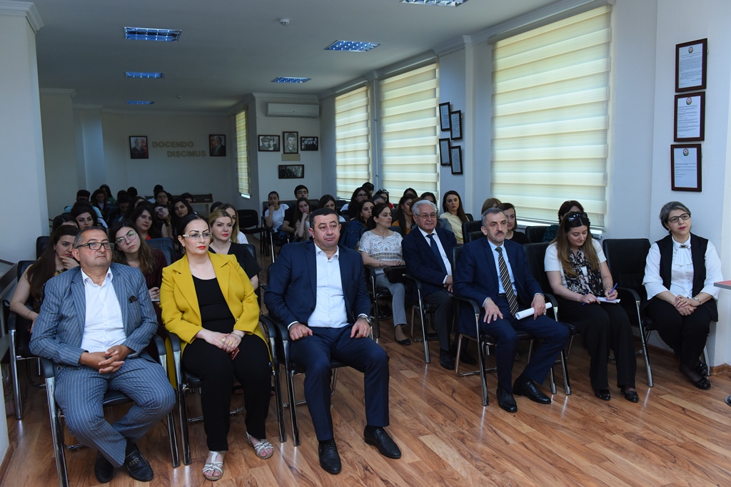 The Ambassador of Argentina met with students  of AUL within the framework of the "Ambassador's Hour" project