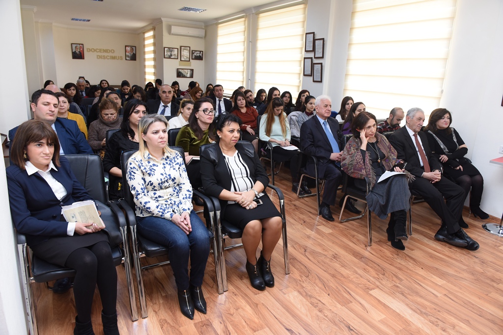 A roundtable discussion on “Our Press and Our Mother Tongue” was held at the Azerbaijan University of Languages (AUL).