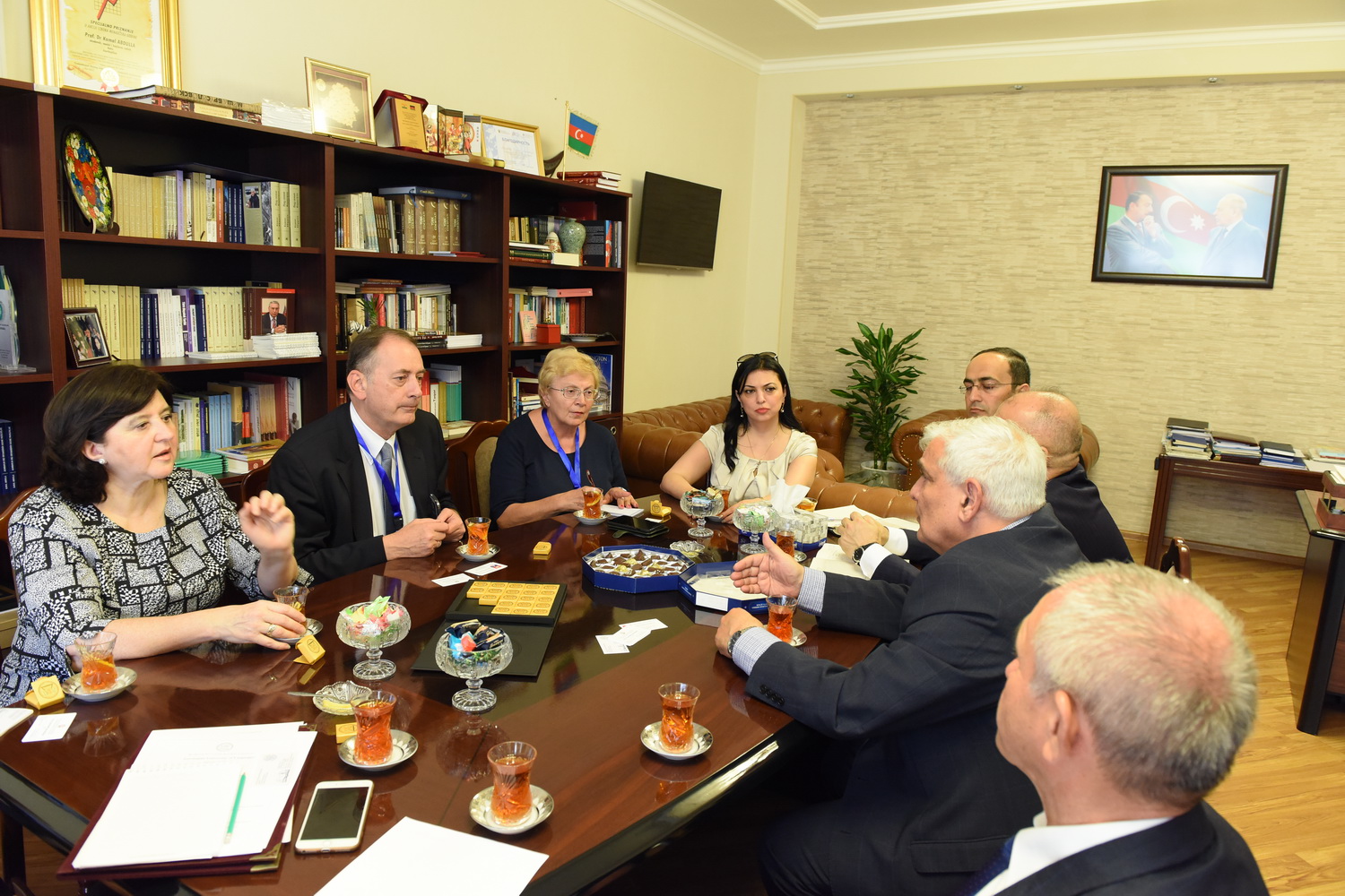 Кямал Абдуллаев встретился с ректором Белградского университета