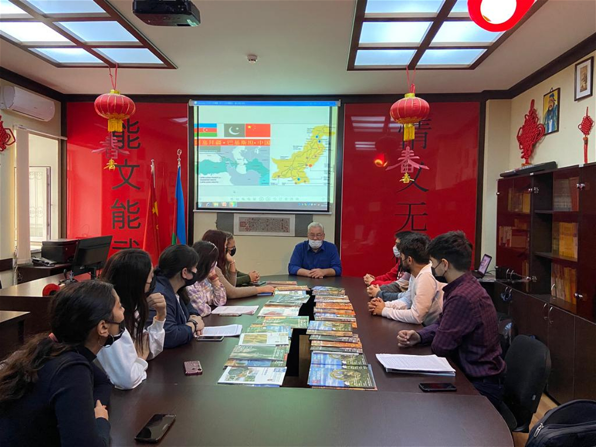 ADU-da "Azərbaycan-Pakistan-Çin: İpək Yolu üzərində strateji tərəfdaşlıq" seminarı keçirilib