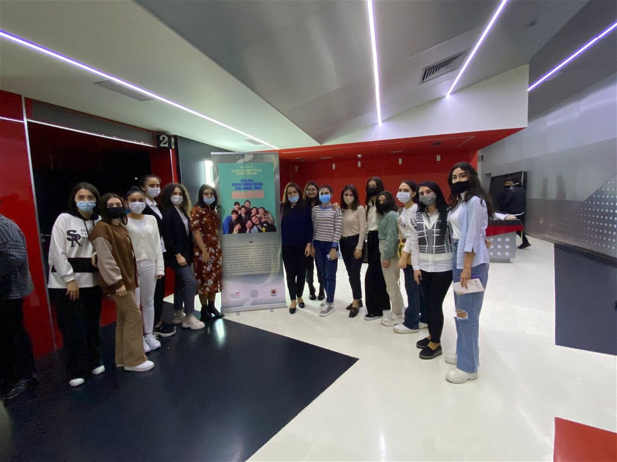 ADU-nun müəllim və  tələbə heyəti Koreya Kino festivalında iştirak edib       