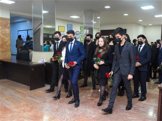 В Азербайджанском университете языков прошел день студенческого самоуправления «Халиф на один день»