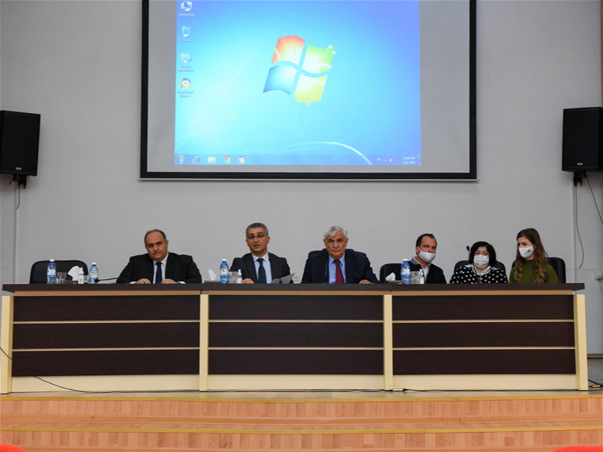 ADU-da “Open Science Azərbaycan” layihəsi çərçivəsində seminar keçirilib