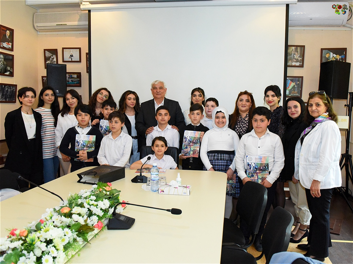 Pupils visit Azerbaijan University of Languages