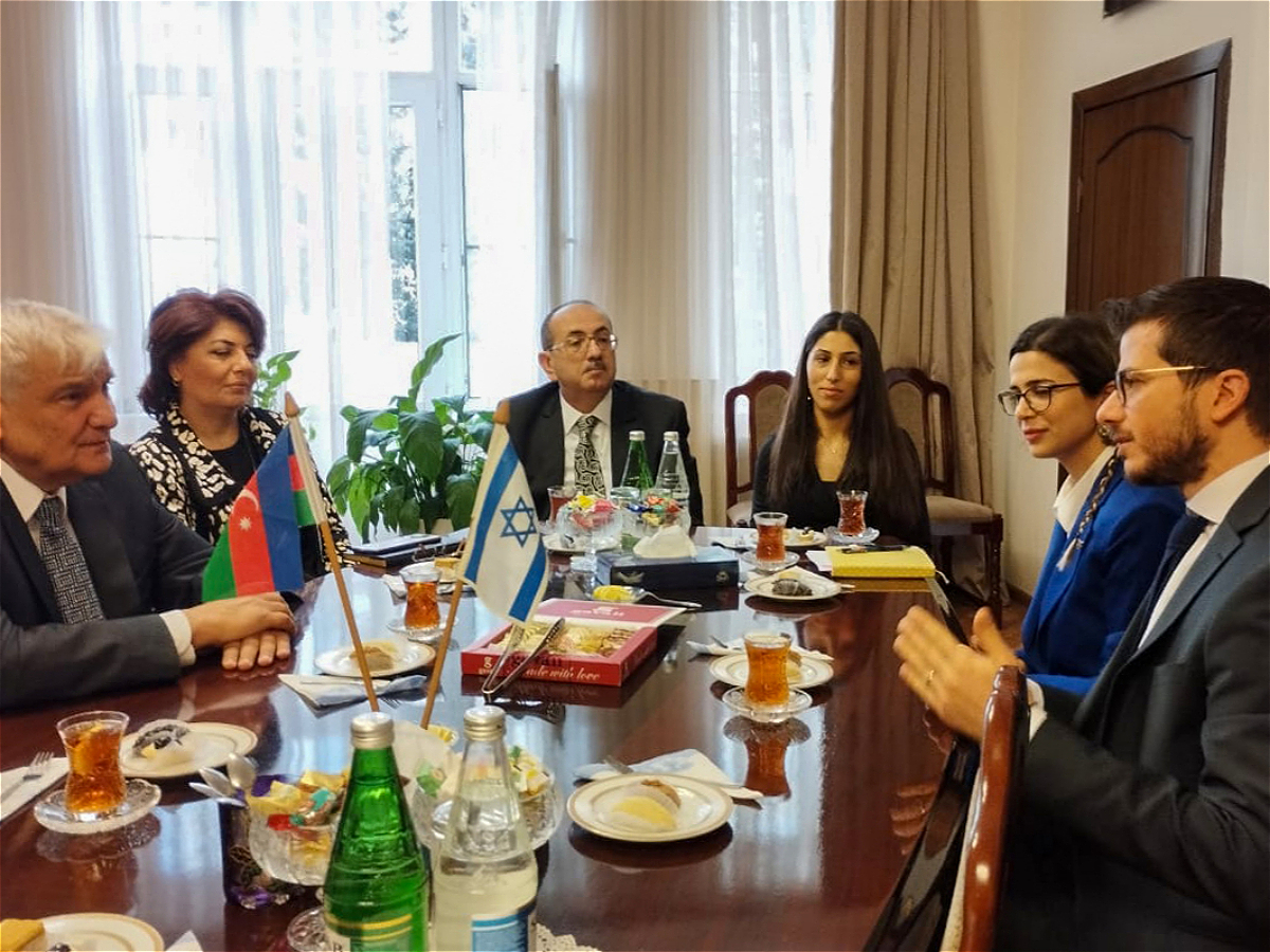 Академик Камал Абдулла встретился с послом Израиля в Азербайджане