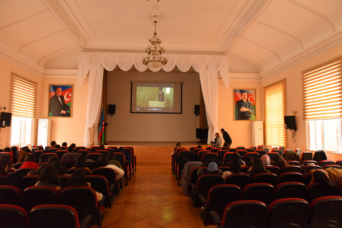 В АУЯ проводятся «Дни азербайджанского кино»
