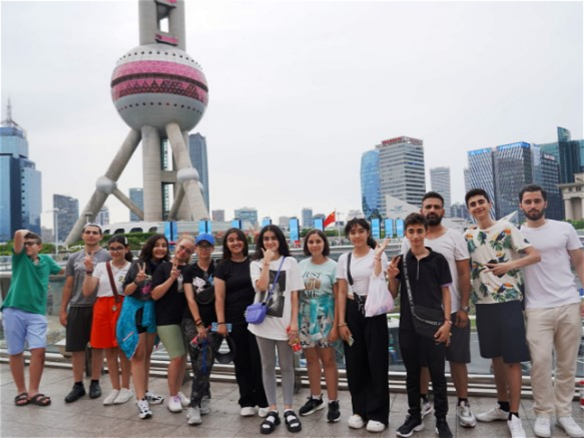 В Китае работает летний языковой лагерь для студентов Института Конфуция Университета языков