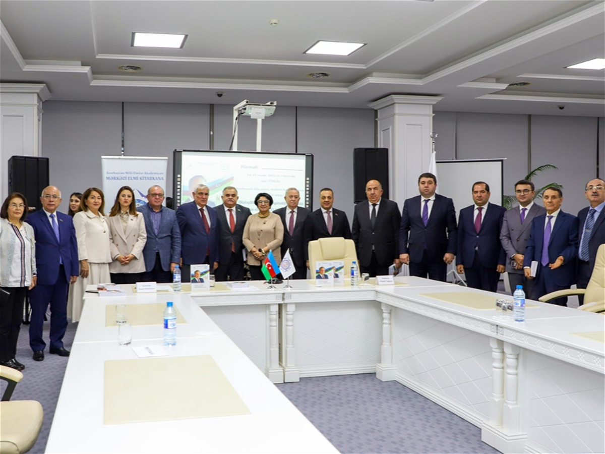 Presentation of the book "Image of Azerbaijan in the English-language press in the period of independence (1993-2003)" was held at the Central Scientific Library of ANAS