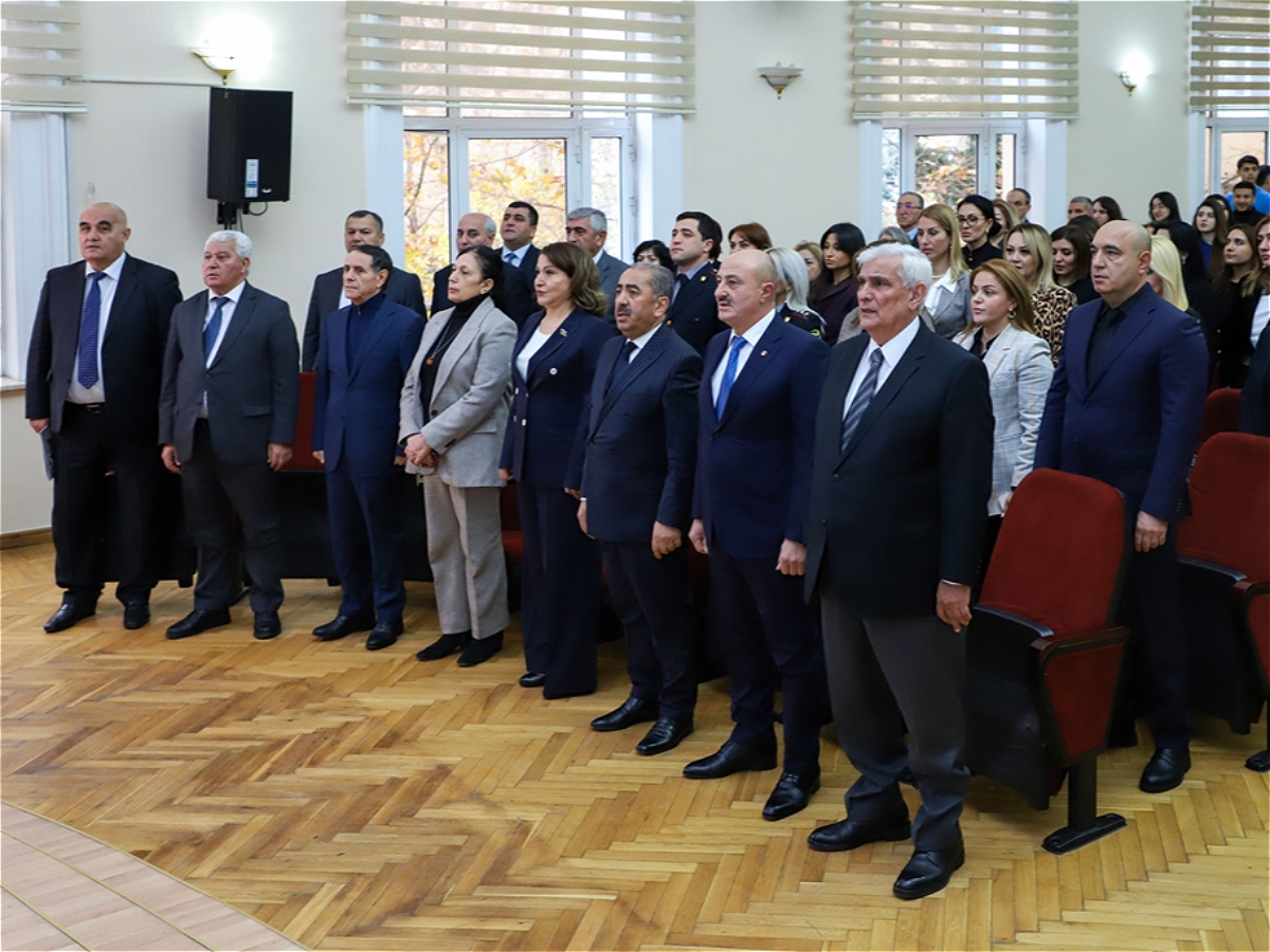 В АУЯ состоялось мероприятие по случаю Дня памяти Общенационального лидера Гейдара Алиева