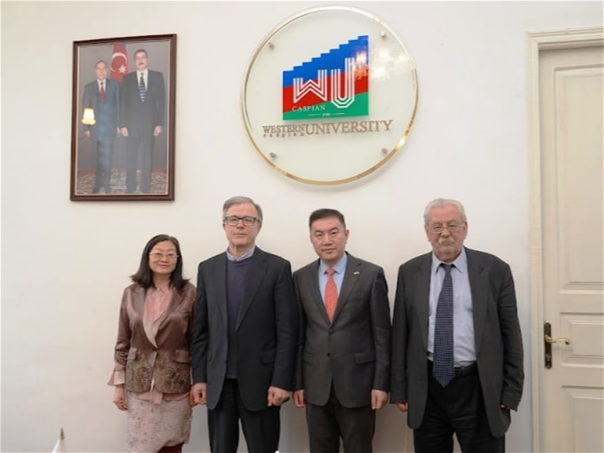 Институт Конфуция Университета языков и Западно-Каспийский университет подписали договор о сотрудничестве