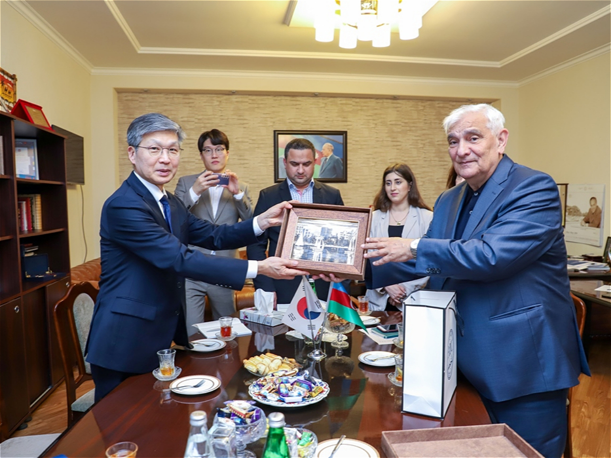 Посол Кореи в нашей стране посетил АУЯ