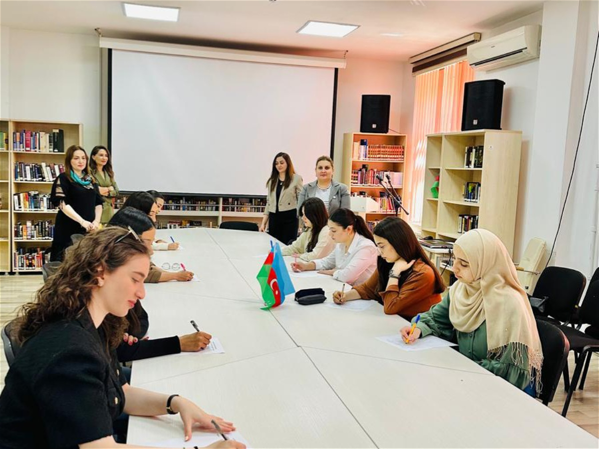 Ümummilli Lider Heydər Əliyevin anadan olmasının 102-ci ildönümü münasibəti ilə esse müsabiqəsi keçirilib