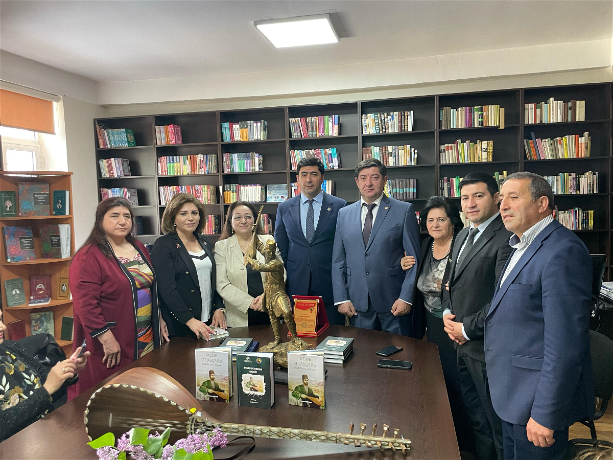 “Qərbi Azərbaycan adət-ənənələri aşıq poeziyasında” adlı tədbir keçirilib
